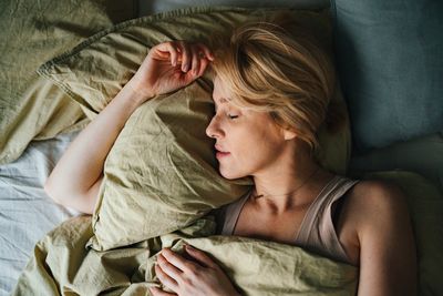 Never feel guilty again: Weekend lie-ins may help your heart, experts claim
