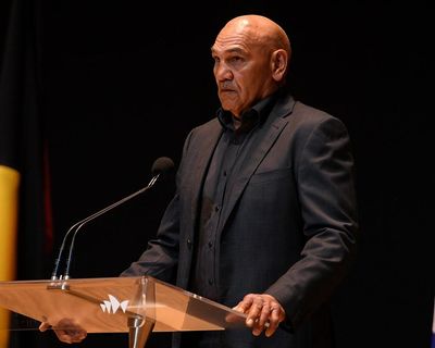 ‘Sad day in Australian sport’: tributes flow for trailblazing boxing great Tony Mundine