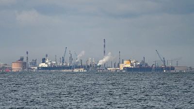 Oil prices higher as US-Iran tensions flare and Warsh fans rate hikes