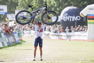 Tom Pidcock wins XCO Mountain Bike World Championships ahead of Charlie Aldridge in British one-two