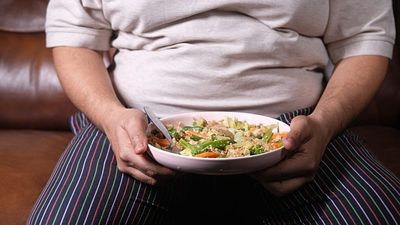 Men view dieting as feminine — but supportive spouses could be the solution, according to new study