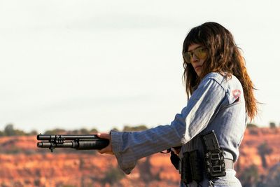 'Onslaught' Review: A Wild, Pulpy Action Thriller for Today’s America
