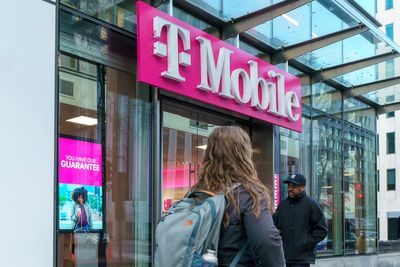 T-Mobile customers can now check-in at stores without saying a word