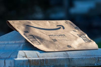 US trade regulator and 22 states accuse Amazon of taking $20bn with secret surcharges