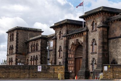 Andy Burnham to turn prison laundries into cells in bid to solve overcrowding jails crisis