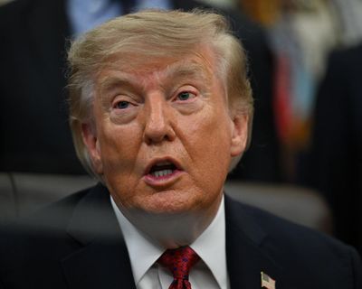 Trump suggests he is reviewing US support for UK over Falkland Islands