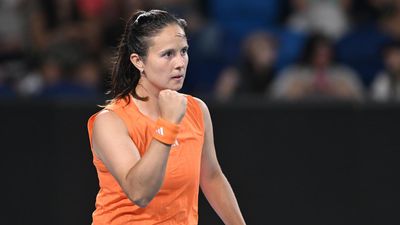 Happy wife, happy life: Kasatkina in the mood for Open