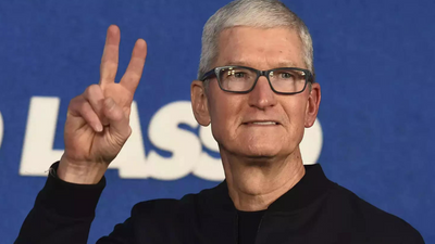 Apple’s 2,275% gain under Tim Cook is a tough act for John Ternus to follow