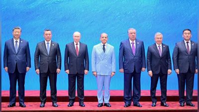 Pak PM scrambles for damage control after his office edits leaders out of SCO summit photo