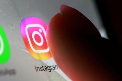 Instagram attempts to stop takeover of app by fake people