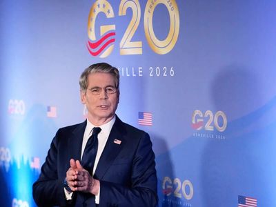 US pushes G20 to cut trade imbalances, focus on China