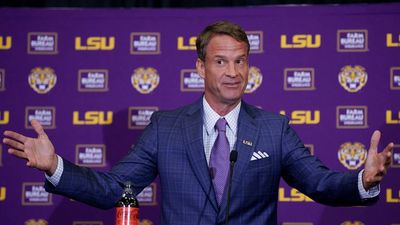 College Football’s Subliminal War Against Lane Kiffin Has Arrived