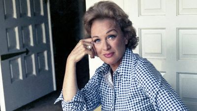 Actress Eve Arden left Hollywood’s smog for a California farm, joining a forgotten era when stars owned working land outside Los Angeles