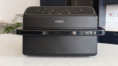 The Cosori Dual Blaze Twinfry Compact is a big-basket air fryer that does a lot more than you'd expect — for a very reasonable price