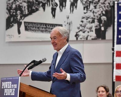 Senator Ed Markey wins Massachusetts Democratic primary