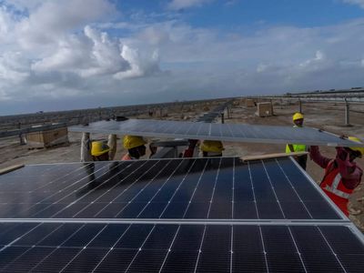 India’s power needs are surging. So why is solar going to waste?