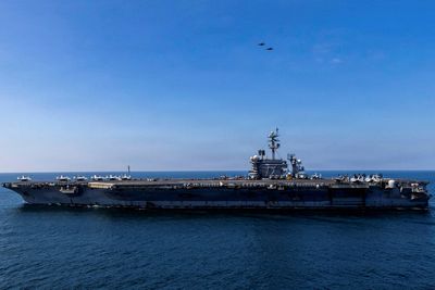 USS Abraham Lincoln docks in notorious Thailand resort after more than 250 days at sea