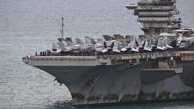 USS Lincoln carrier docks near Thailand's Pattaya resort after nine months at sea