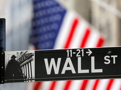 US debt hits $40 trillion. Here’s how Washington has tackled funding crises before