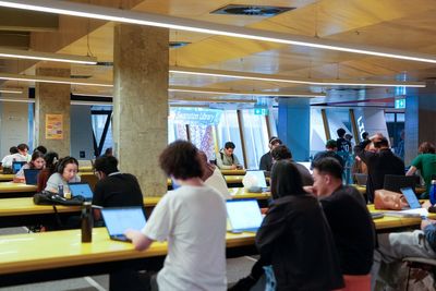 Australian university brings in AI chatbot to help teach psychology classes