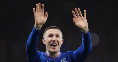 Ex-Ibrox hero joins former Rangers boss' new side in late transfer swoop