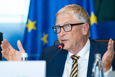 Bill Gates Warns That AI Companion Apps Act as a Big Protected Greenhouse Where Kids Miss Challenges