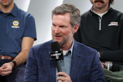 Dale Earnhardt Jr. met with Days of Thunder 2 writer: "Anything you need, call me"