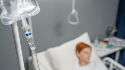 Hospitals Told to Pull IV Saline Bags After Fiberglass and Rust Particles Found in Sterile Fluids