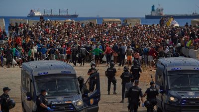Spanish report flags Moroccan police's 'total permissiveness' in Ceuta migrant rush