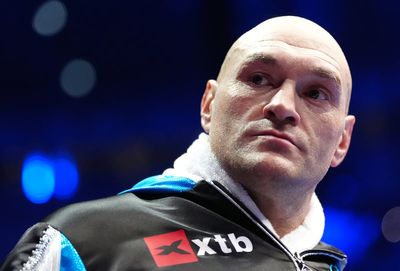 Tyson Fury blasts AnthonyJoshua with heavyweight super fight deal 'signed'