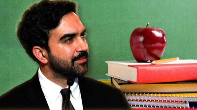 Mamdani Wants To Block a Law Giving Teachers' Aides $10,000 Bonuses. The Teachers Union Is Not Happy.