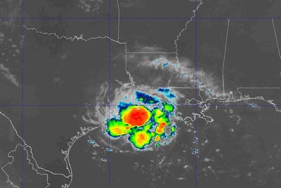 Tropical Storm Houston Alert: Edouard Floods Cut Power to 56,800 Across Texas