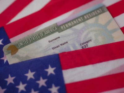 US warns Indian EB-1 green cards may become unavailable before September 30 amid high demand
