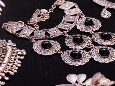 Jewellery turning black? This aluminium foil, baking soda & salt hack can bring back its shine; here’s how it works and what to avoid