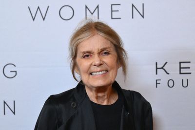 Feminist leader Gloria Steinem dies in New York