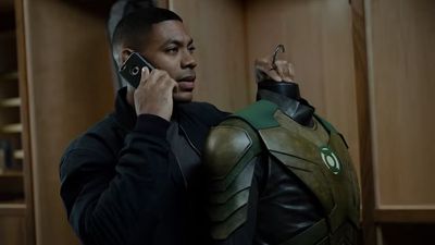 'Lanterns' Is Flipping The Canon Relationship Between Hal Jordan And John Stewart
