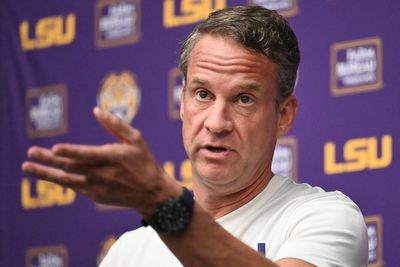 SEC's Sankey arrives in court in college football fight over NCAA eligibility for former pros