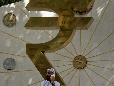 RBI faces about $11 billion bill on foreign deposits plan