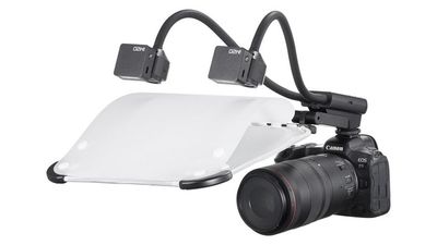 With eyes on stalks, this ingenious camera lighting device is an affordable friend for macro photography and bug hunters