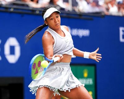 Naomi Osaka grinds it out to see off Siniakova’s stubborn US Open challenge