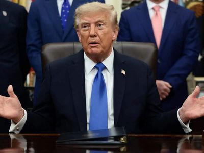 Trump asks Supreme Court to allow tighter mail-ballot rules before midterms