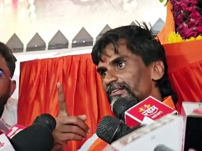 Jarange refuses to call off hunger strike; threatens to reach Mumbai if demands not met by Sep 11