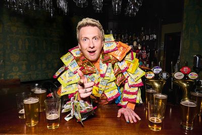 TV tonight: Joe Lycett broadcasts live from an East End pub – what could possibly go wrong?