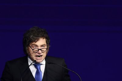 Falklands row heats up as Argentina’s President threatens sanctions