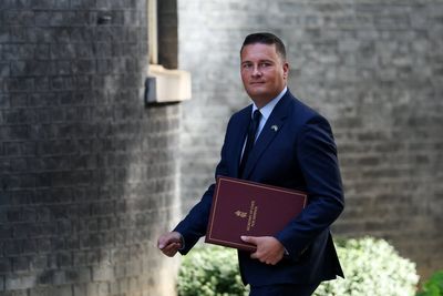 UK hits back at Argentina as Streeting says Falklands commitment ‘unshakeable’