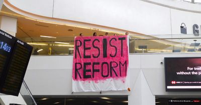 Reform members greeted by 'dodgy money' protests as they arrive for party conference