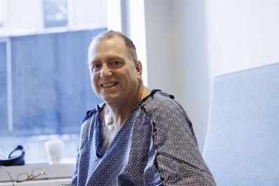 Medical breakthrough as man lives for nine months with pig kidney