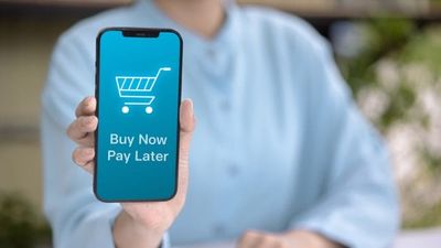 The Fed Just Highlighted a Strange Problem With Pay-in-4 Loans: Good Payments May Not Help Your Credit Either
