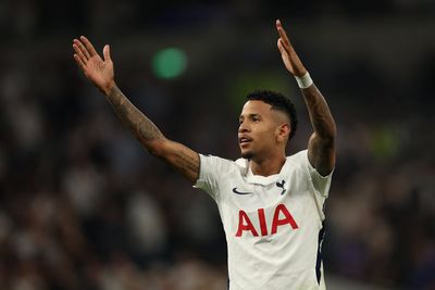 Tottenham: Roberto De Zerbi issues Savio and James Maddison injury update