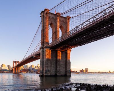 New York City police fatally shoot man who climbed up Brooklyn Bridge cables
